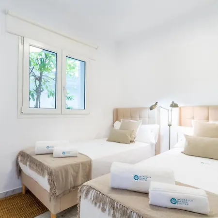 Marbella Banus Suites - Banus Playa Rocio - 2Br - 2Ba - Direct Beach & Sea Access Complex - Outdoor Terrace - Pool - 3 Min Walk To Puerto Banus & Corte Ing Luxury Shopping - Ideal For Families * Μαρμπέλλα