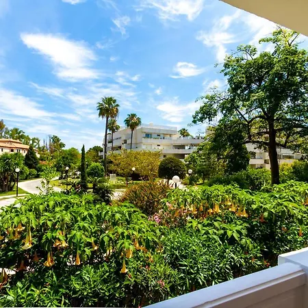 Marbella Banus Suites - Banus Playa Rocio - 2Br - 2Ba - Direct Beach & Sea Access Complex - Outdoor Terrace - Pool - 3 Min Walk To Puerto Banus & Corte Ing Luxury Shopping - Ideal For Families * Μαρμπέλλα