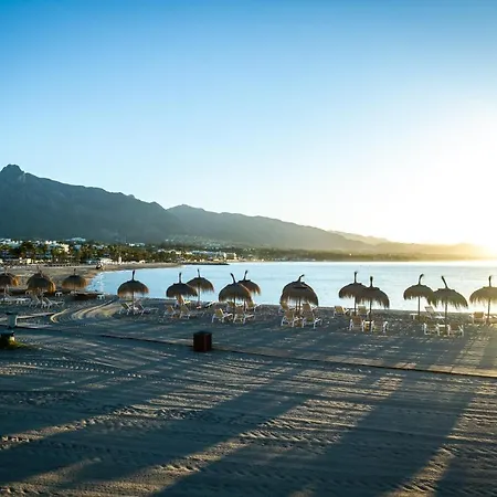 Apartamento Banus - Banús Playa Rocío - 2br - 2ba - Direct Beach&sea Access Complex - Outdoor Terrace - Pool - 3 Min Walk To Puerto Banús&corte Ing Luxury Shopping - Ideal For Families *
