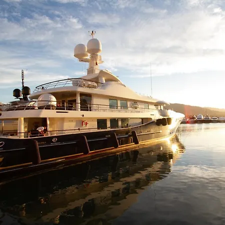 Banus - Banus Playa Rocio Access Complex