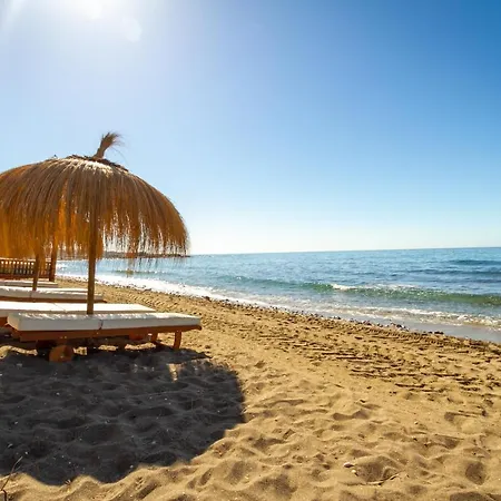 Apartamento Banus - Banús Playa Rocío - 2br - 2ba - Direct Beach&sea Access Complex - Outdoor Terrace - Pool - 3 Min Walk To Puerto Banús&corte Ing Luxury Shopping - Ideal For Families